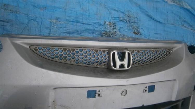 Решетка радиатора Хонда Джаз в Можайске 14124