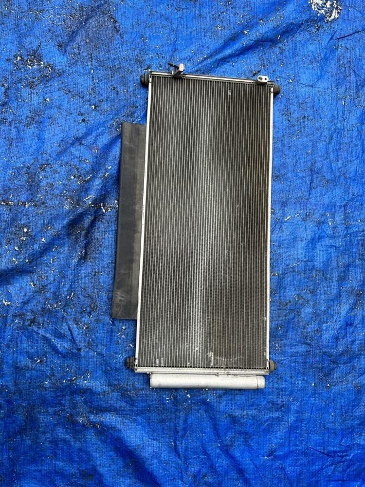 Радиатор кондиционера Хонда Фит в Можайске 240686