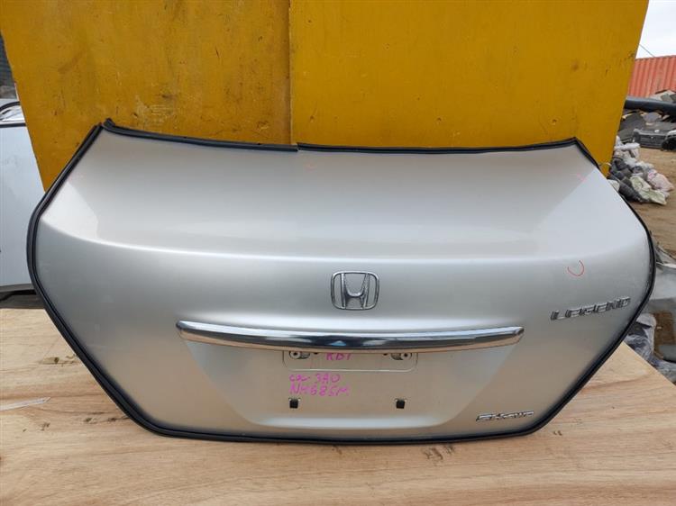 Крышка багажника Хонда Легенд в Можайске 51267