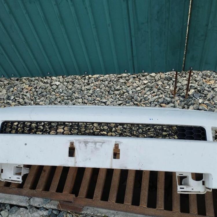 Решетка радиатора Тойота ББ в Можайске 87564